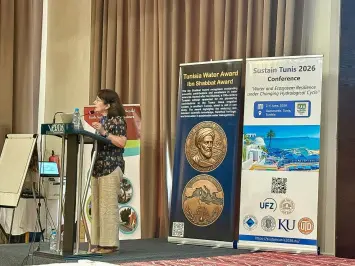 Prof. Maria Giovanna Tanda receives the Ibn Shabbat Tunisian Water Award